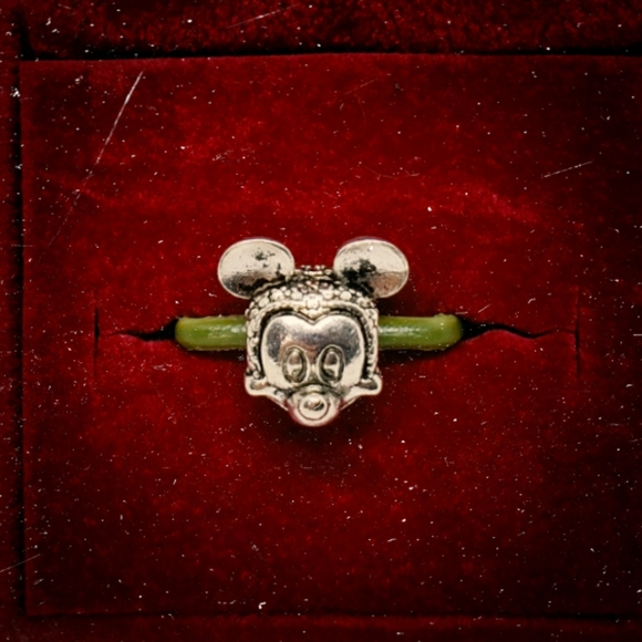 Charm - Picture 1 of 1